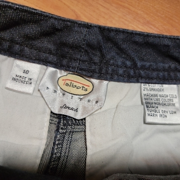 Talbot Petite Stretch Dark Denim Capri Size 10 - Picture 7 of 9